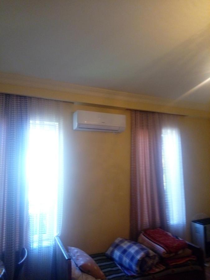 Medico And Suliko Guest House Kutaisi Ngoại thất bức ảnh